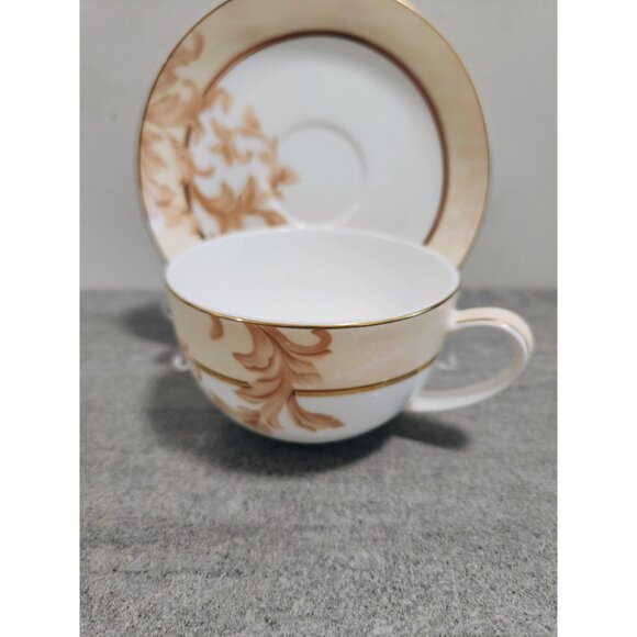 Dynasty Vintage Wide Mouth Tea Cup Saucer White Tan Gold Tea Time - Picture 4 of 10